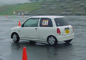 L700~