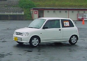 L700~